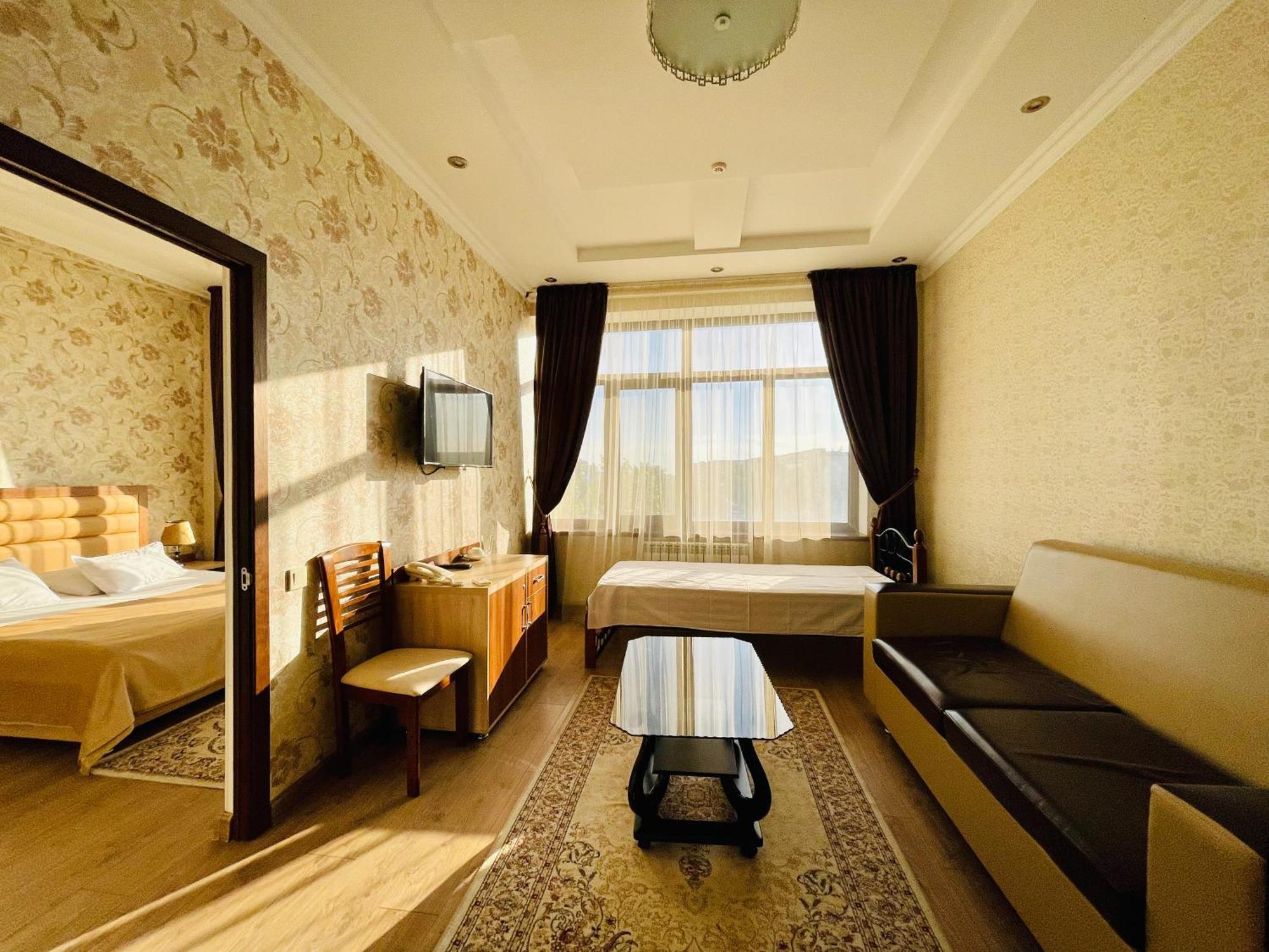 Hotel Dostyk Qysylorda Exterior foto